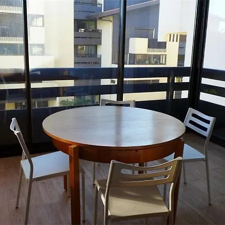Ref 355, Ocean, A 150m De La Plage Et Des Commerces, 5 Personnes *